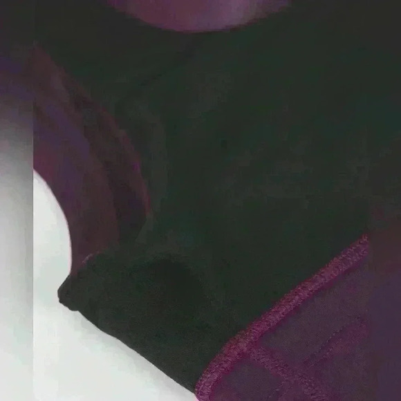 Lululemon Double Tap Bra II size 6
Darkest Magenta - Picture 6 of 12